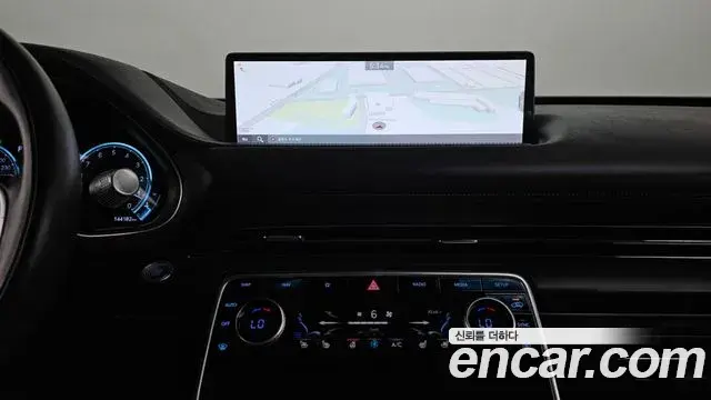 Genesis GV80 2020 — ფოტო 13/20