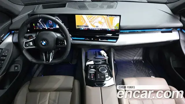 BMW 5 Series 2024 — Şəkil 17/39