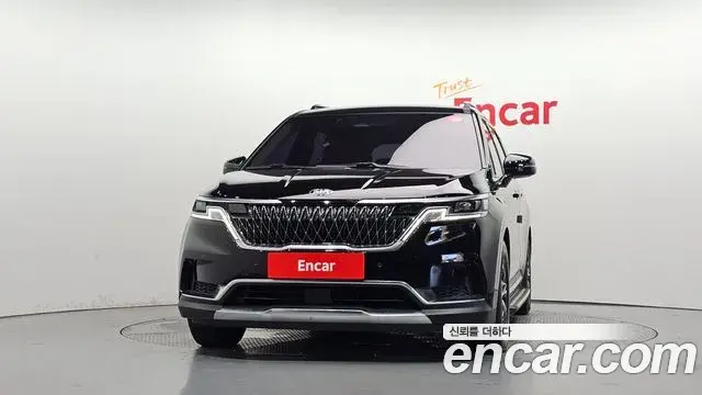 Kia Carnival 2020 — ფოტო 7/36