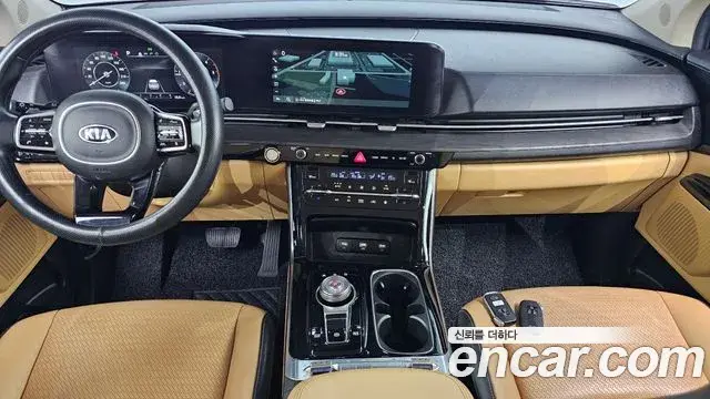Kia Carnival 2020 — ფოტო 14/36