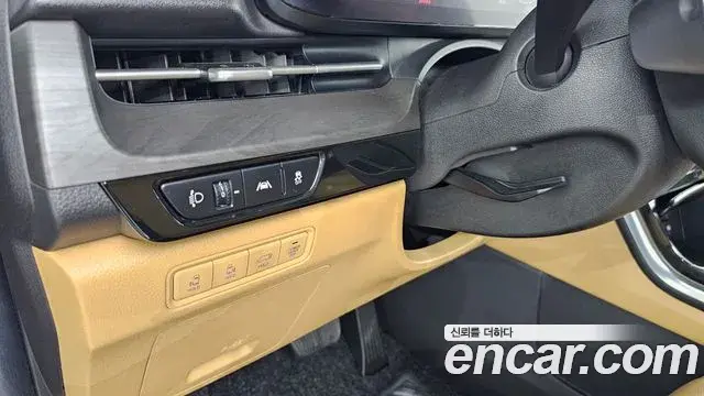 Kia Carnival 2020 — ფოტო 24/36