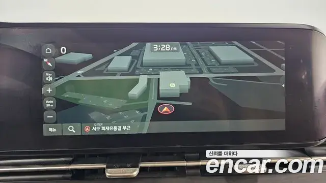 Kia Carnival 2020 — ფოტო 9/36