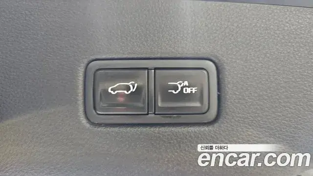 Kia Carnival 2020 — ფოტო 2/36