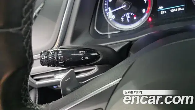 Hyundai Sonata Hybrid 2022 — Şəkil 36/38