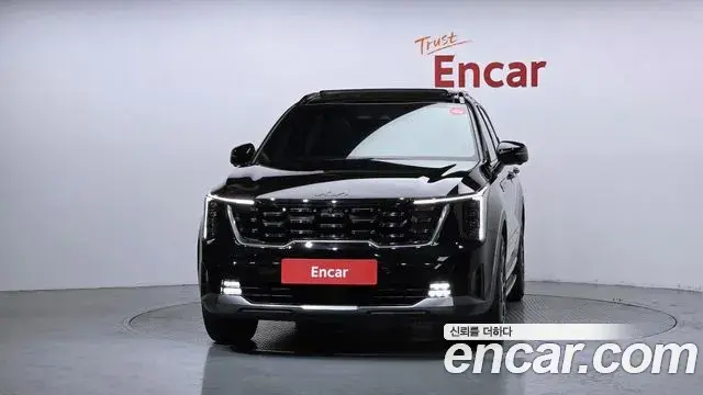 Kia Sorento 2023 — Фото 3/20