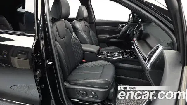 Kia Sorento 2023 — Фото 11/20