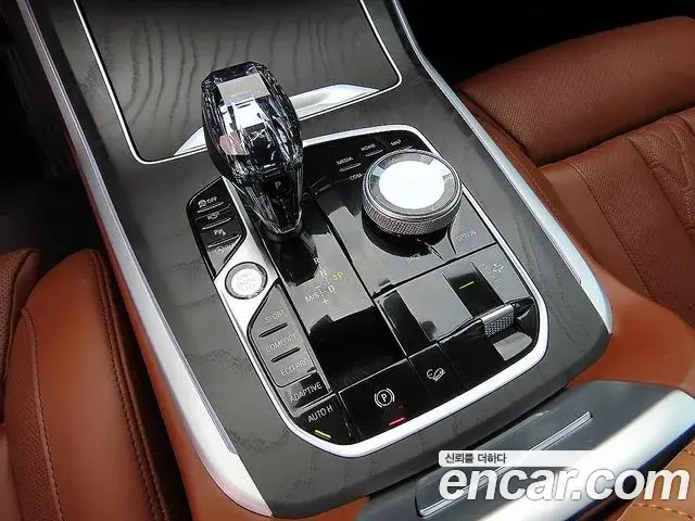 BMW X7 2022 — Photo 8/20