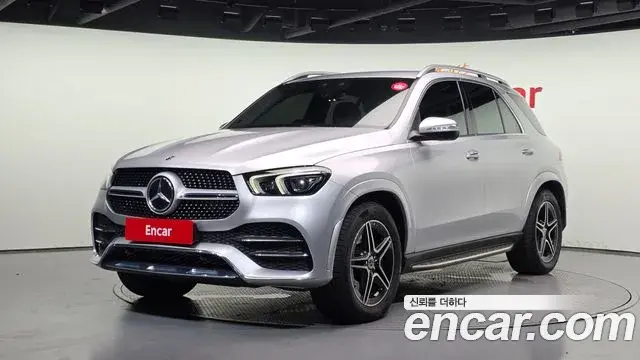 Mercedes-Benz GLE-Class 2019 — Фото 1/20