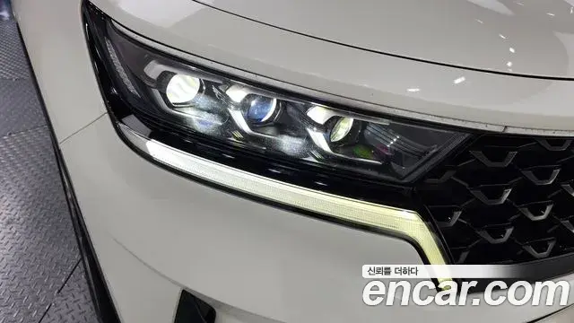 Kia Sorento 2022 — Şəkil 18/34