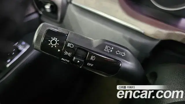 Kia Sorento 2022 — Şəkil 16/34