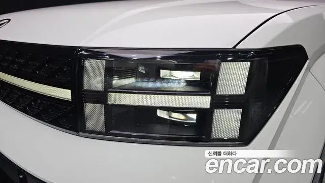 Hyundai Santa Fe 2025 — Şəkil 33/35