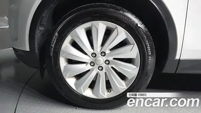 Land Rover Discovery Sport 2020 — ფოტო 3/20