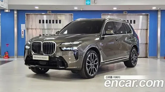 BMW X7 2026 — Фото 20/20
