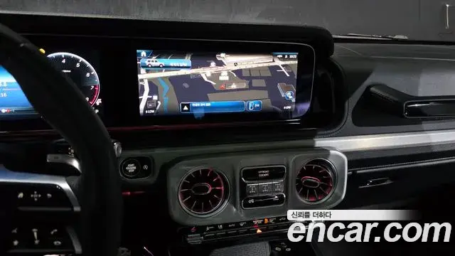 Mercedes-Benz G-Class 2025 — ფოტო 19/20