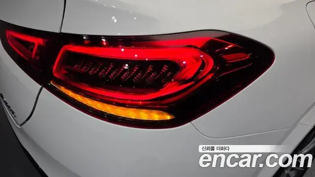 Mercedes-Benz GLE-Class 2023 — ფოტო 2/34