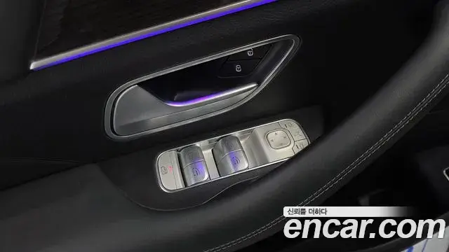 Mercedes-Benz GLE-Class 2023 — ფოტო 3/34