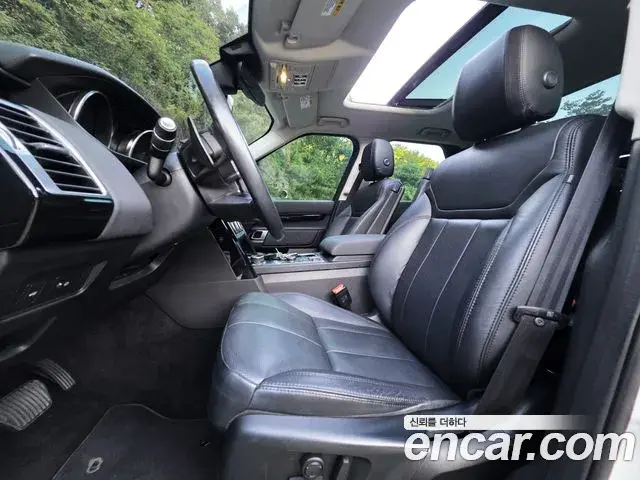 Land Rover Discovery 5 2019 — ფოტო 16/20