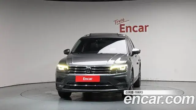Volkswagen Tiguan 2020 — Фото 3/20
