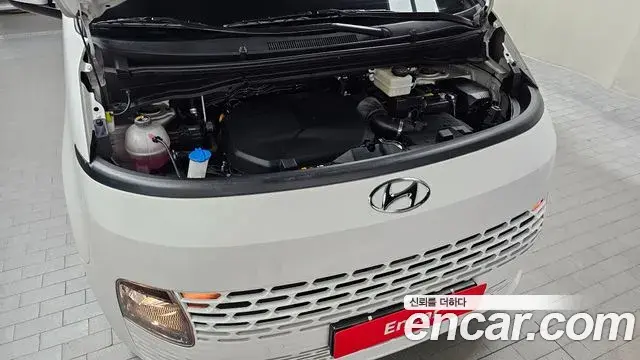 Hyundai Staria 2022 — Фото 6/20