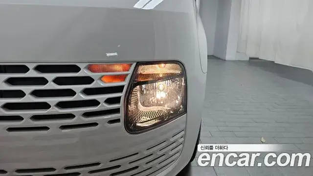 Hyundai Staria 2022 — Photo 21/35