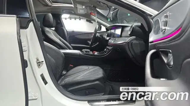 Mercedes-Benz CLS-Class 2019 — Photo 26/35