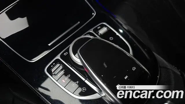 Mercedes-Benz CLS-Class 2019 — Photo 35/35