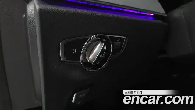 Mercedes-Benz CLS-Class 2019 — Photo 14/35
