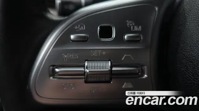 Mercedes-Benz CLS-Class 2019 — Photo 6/35