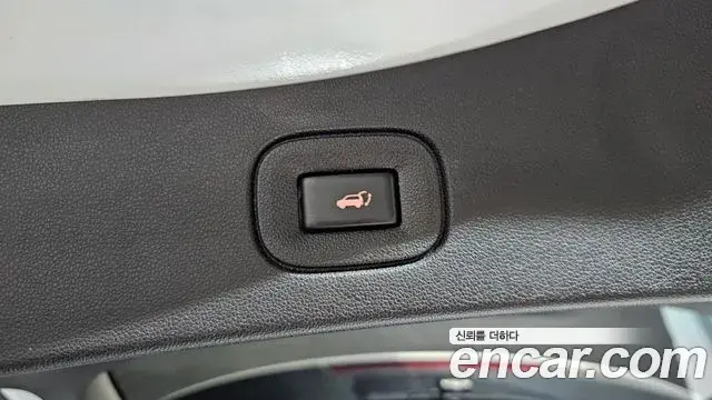 Renault Samsung QM6 2023 — ფოტო 14/31