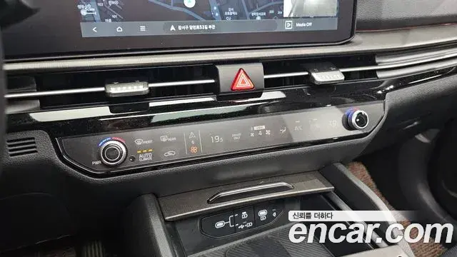 Kia Sportage 2025 — Фото 18/20