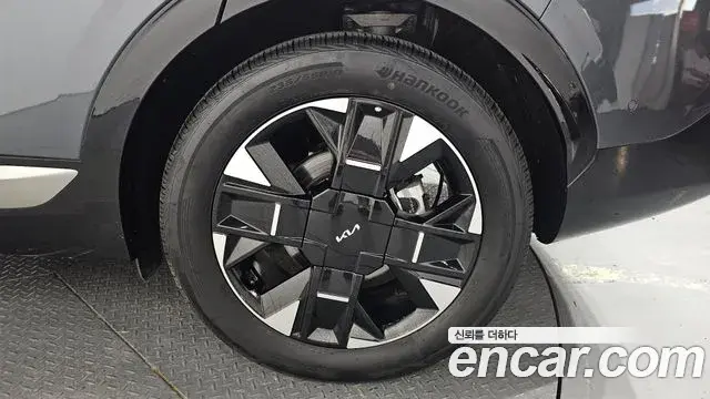 Kia Sportage 2025 — ფოტო 29/35