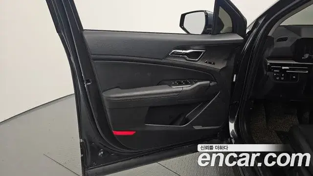 Kia Sportage 2025 — ფოტო 33/35