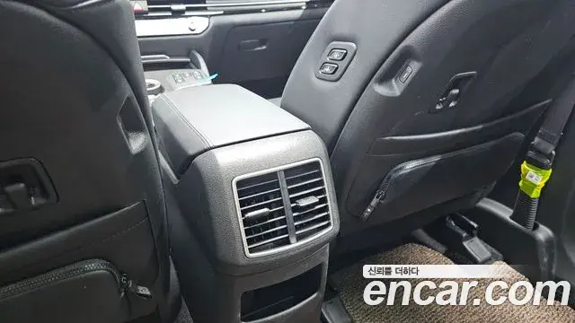 Kia Sportage 2025 — ფოტო 11/35