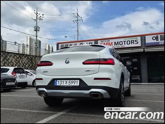 BMW X4 2025 — Photo 9/20