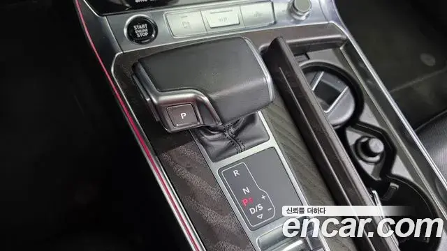 Audi A6 2022 — Photo 14/33