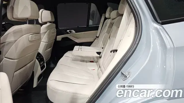 BMW X5 2026 — Photo 24/35