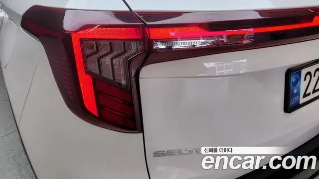 Kia Seltos 2023 — Şəkil 2/30