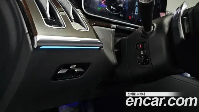 Mercedes-Benz S-Class 2022 — ფოტო 29/44