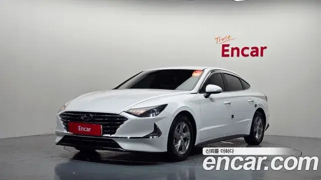 Hyundai Sonata 2022 — Фото 1/20