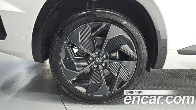 Renault Samsung Grand Koleos 2024 — ფოტო 3/32