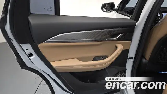 Renault Samsung Grand Koleos 2024 — ფოტო 7/32