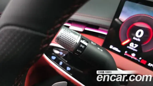 Genesis GV70 2026 — Şəkil 34/41