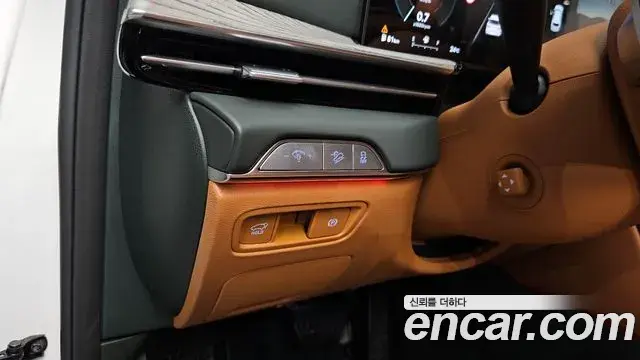 Genesis GV80 2024 — ფოტო 26/37