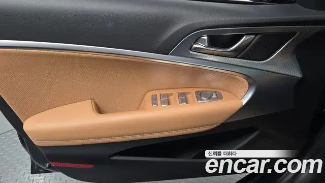 Genesis G70 2021 — ფოტო 29/32