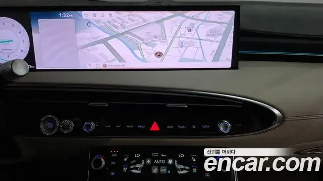 Genesis GV70 2025 — Photo 12/20