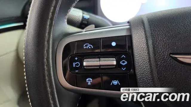 Genesis GV70 2025 — Photo 16/20