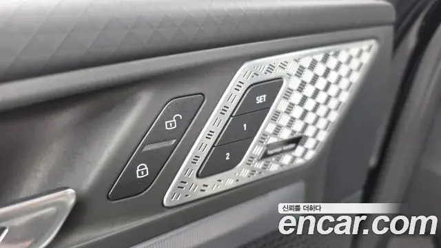BMW X2 2025 — ფოტო 31/32