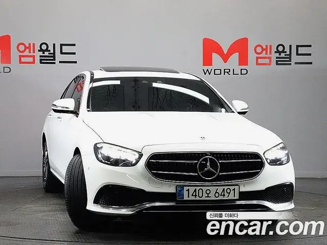 Mercedes-Benz E-Class 2023 — Фото 2/20