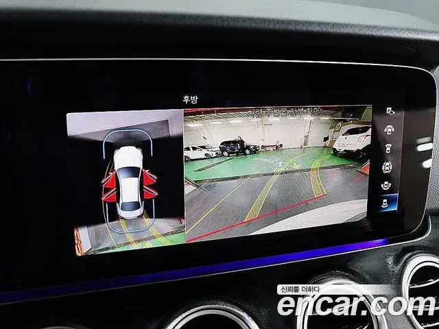 Mercedes-Benz E-Class 2023 — Фото 14/20