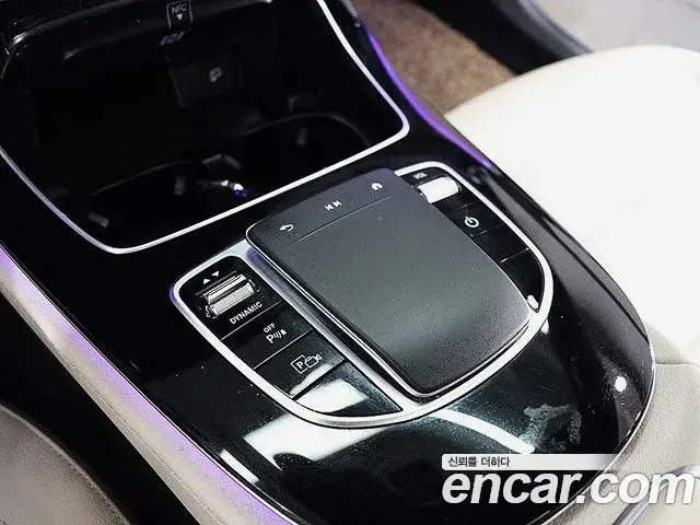 Mercedes-Benz E-Class 2023 — Фото 15/20